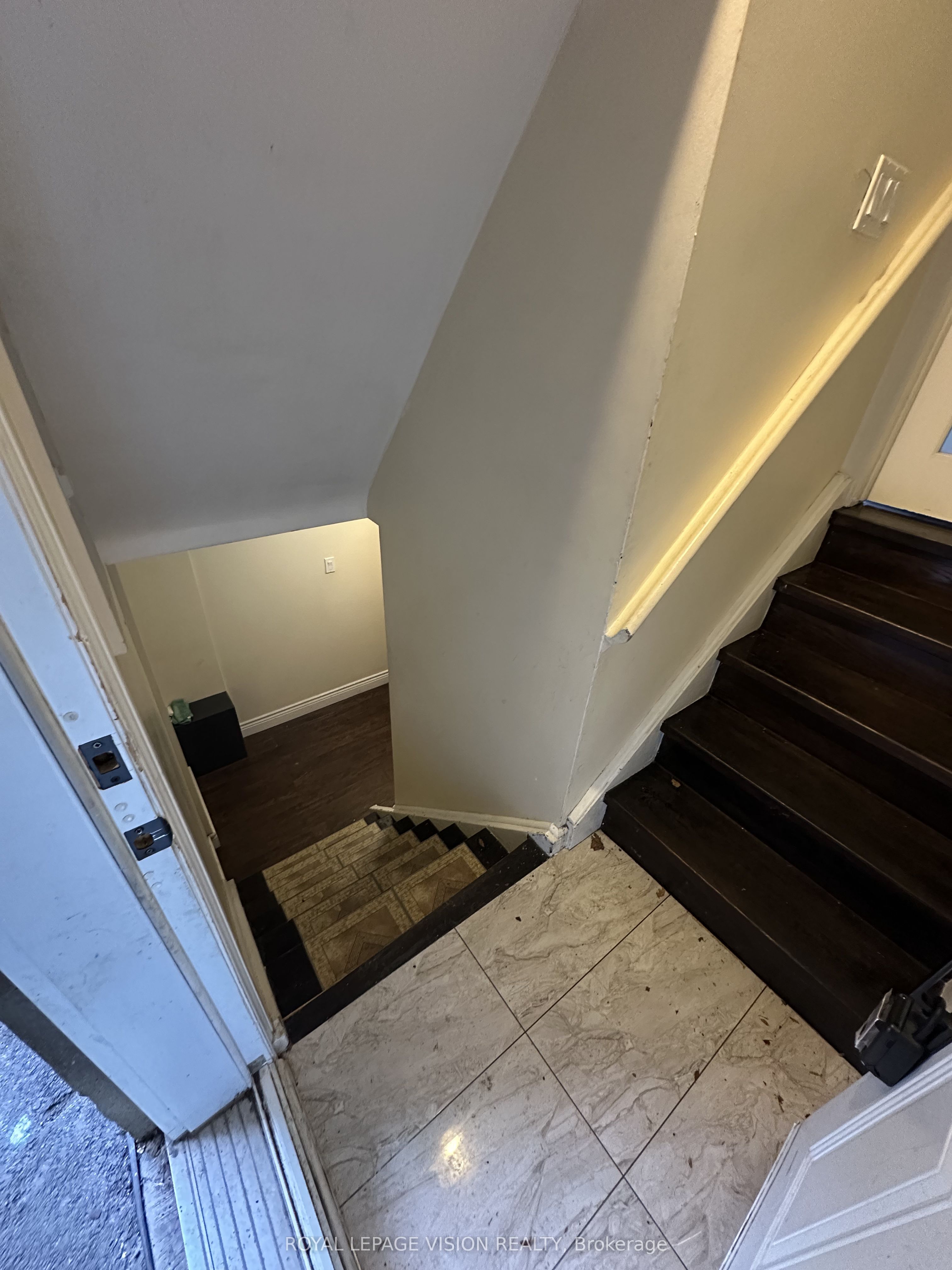 Additional image 3 of 43 Par Avenue, Toronto, ON, M1G 2G5