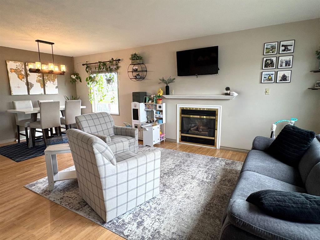 Additional image 5 of 5310 67 Street, Camrose, AB, T4V 4M1