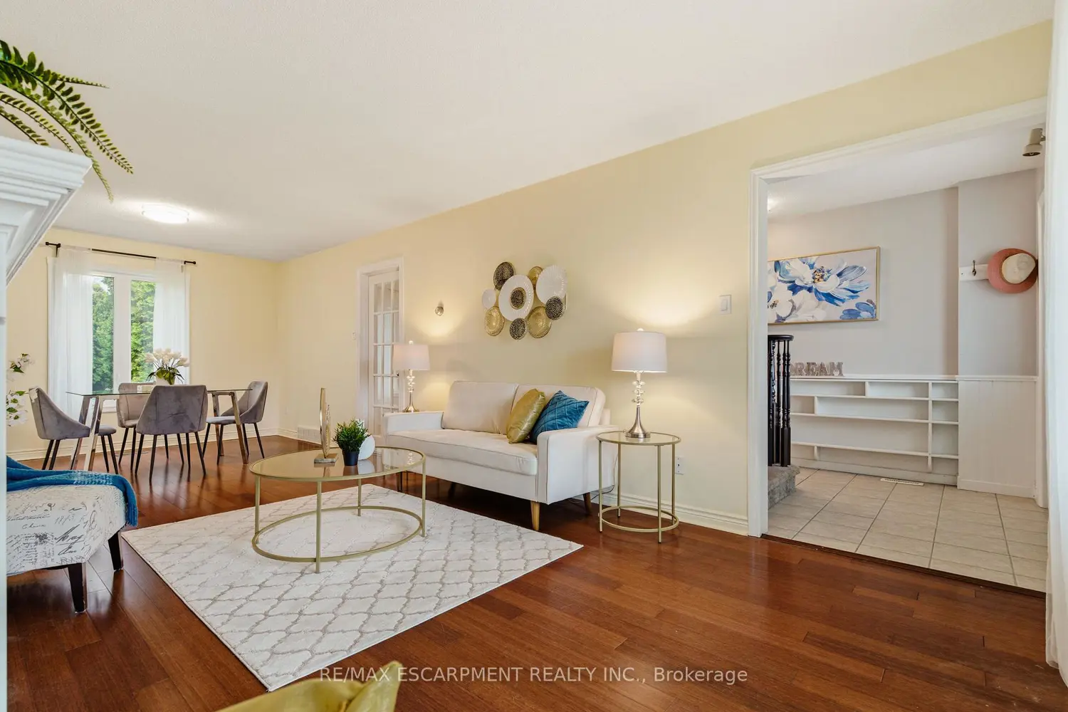 17 Piper Place photo 3