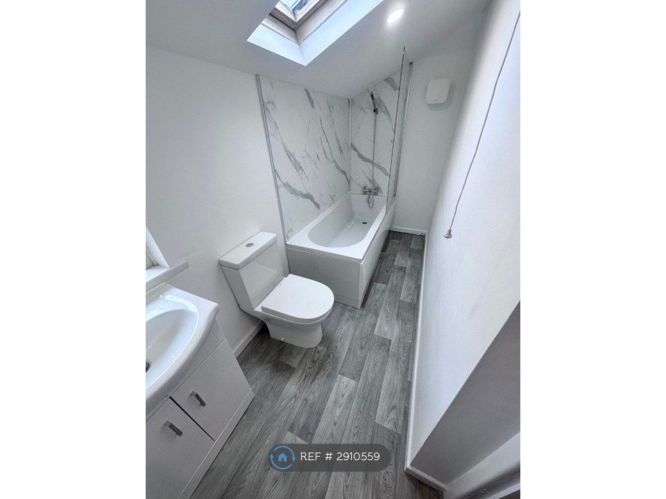 Additional image 9 of 3 bed semi-detached house to rentChurch St, Tredegar NP22
