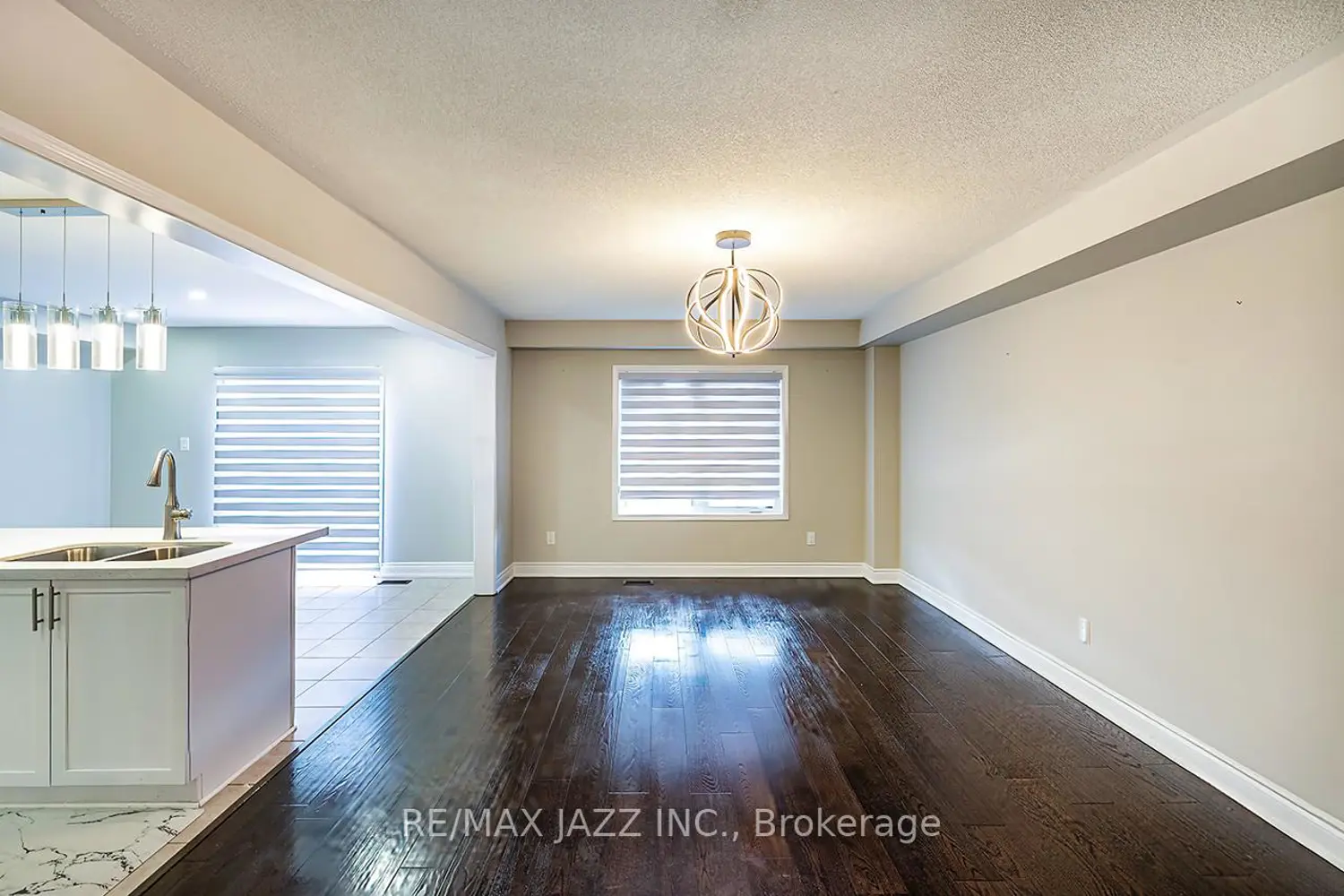 86 Sidney Rundle Avenue photo 5