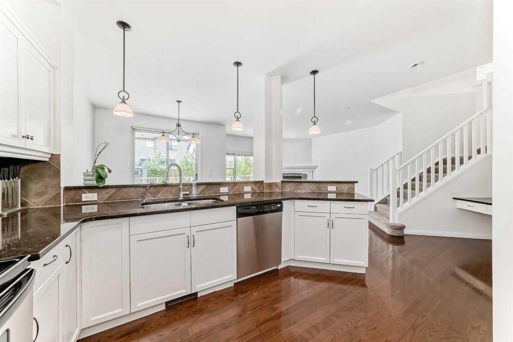 Additional image 4 of 27 Aspen Hills Close SW, Calgary, AB, T3H 0C6