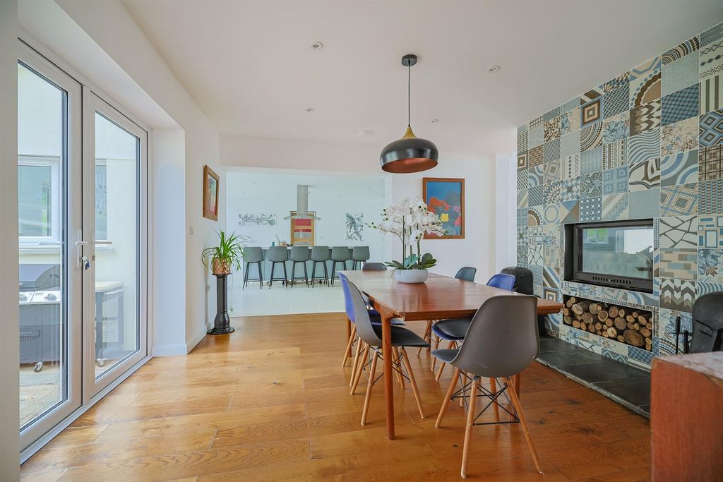 Additional image 8 of 6 bed detached house for salePant Y Meillion, Llandeilo Road, Gorslas, Llanelli SA14