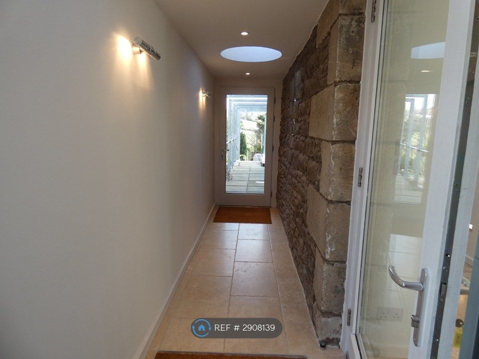 Additional image 2 of 3 bed detached house to rentCastlegate, Lanark ML11