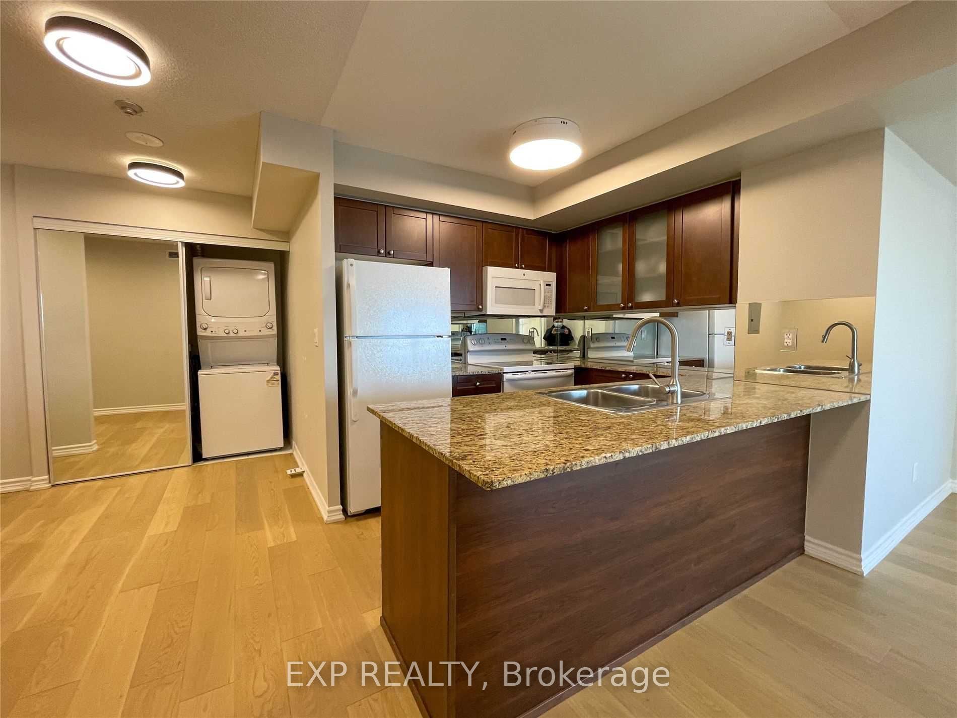 Additional image 6 of 2309-761 Bay Street, Toronto, ON, M5G 2R3