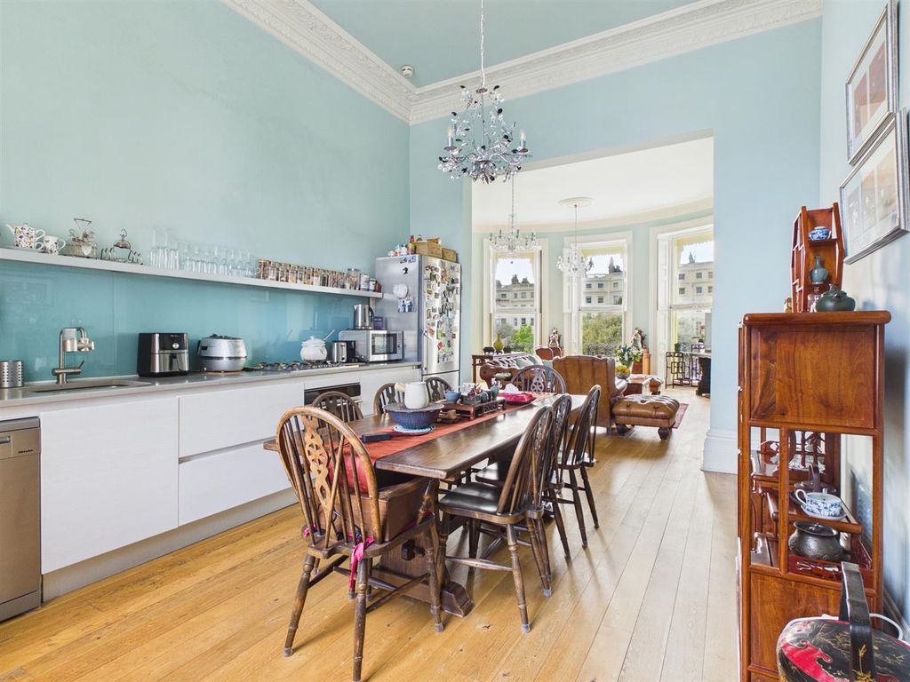 Additional image 2 of 3 bed flat for saleBrunswick Square, Hove BN3
