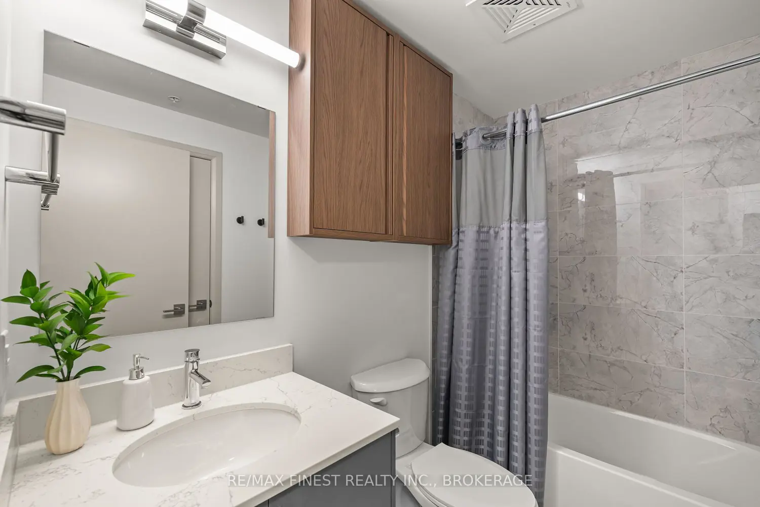 Additional image 7 of 223 Princess Street 614