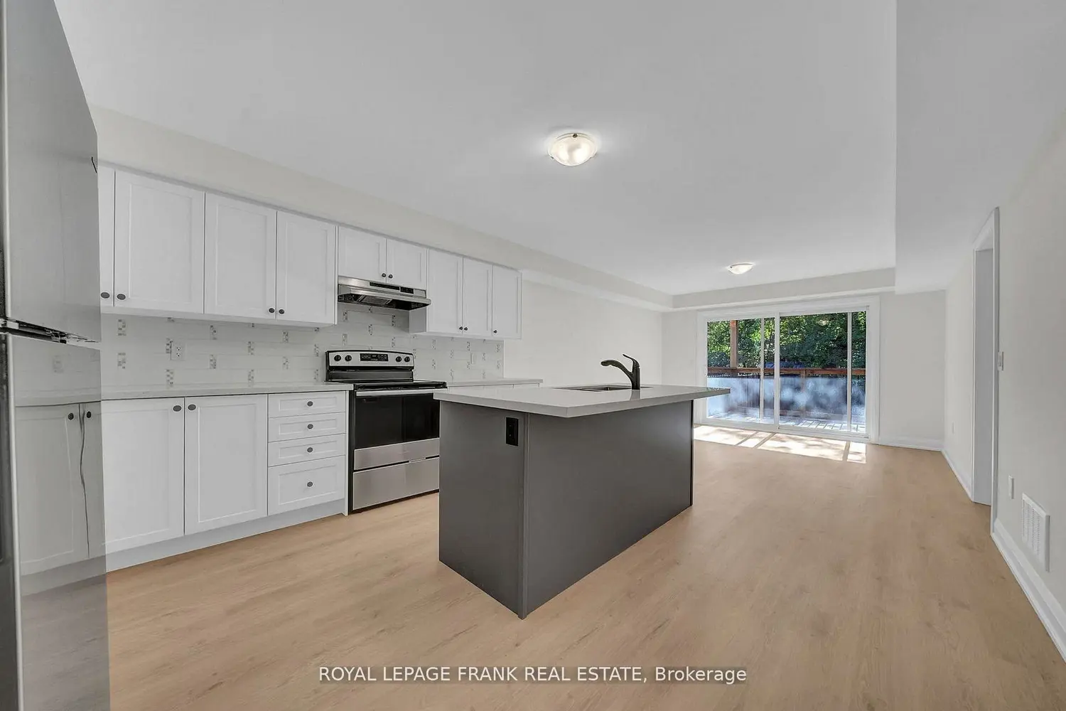 Additional image 12 of 327 Anderson Avenue