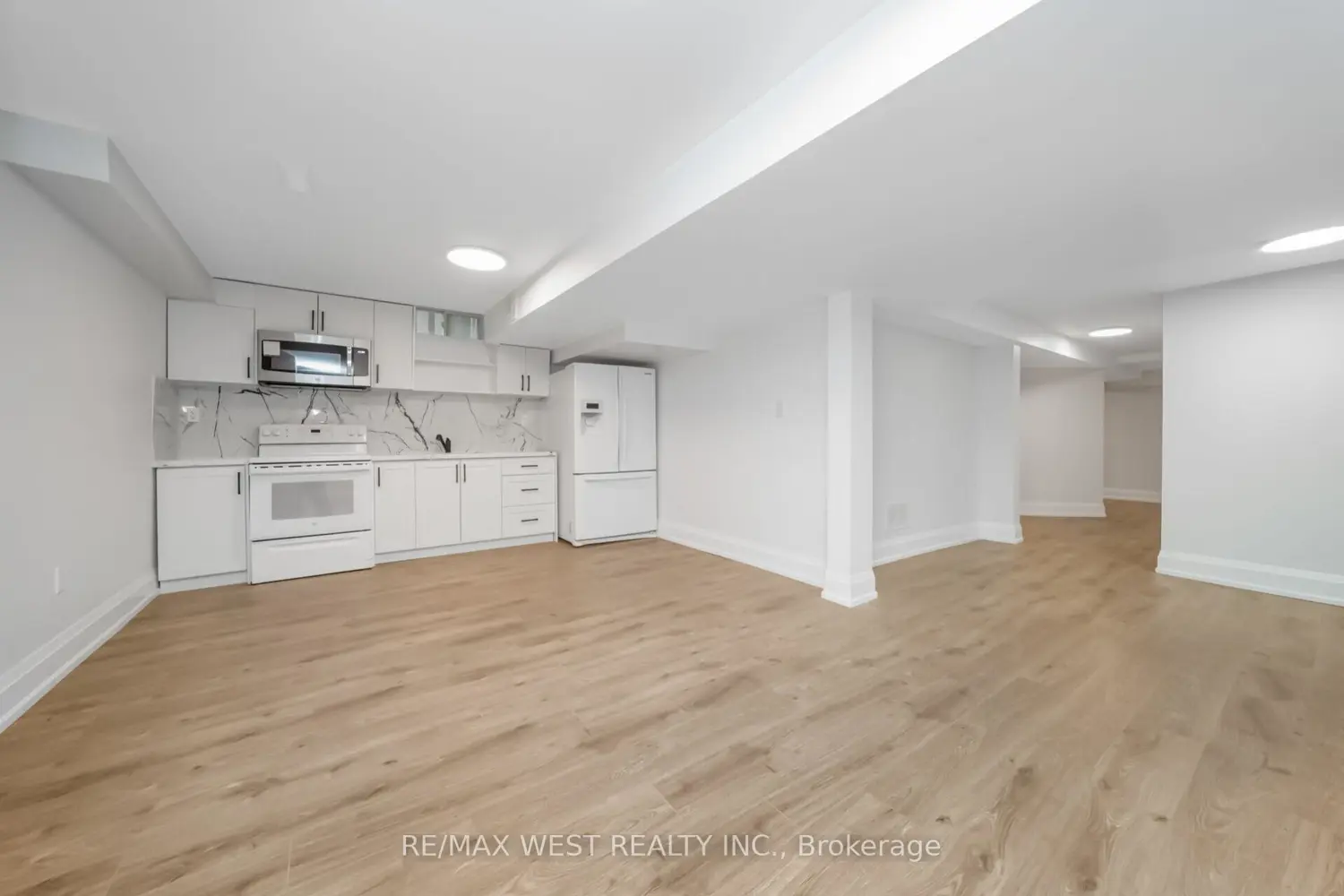 Additional image 16 of 5843 Rainspring Drive
