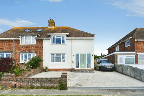 Brambletyne Avenue, Saltdean, Brighton, East Sussex BN2