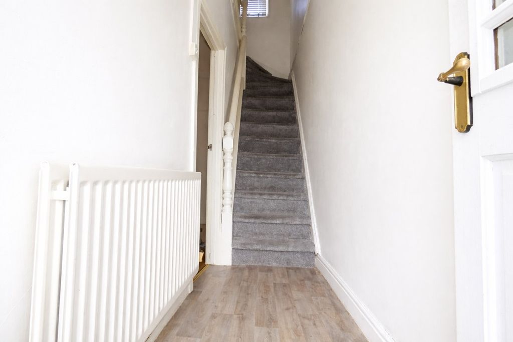 Additional image 4 of 3 bed terraced house to rentSwan Road, Baglan, Port Talbot SA12