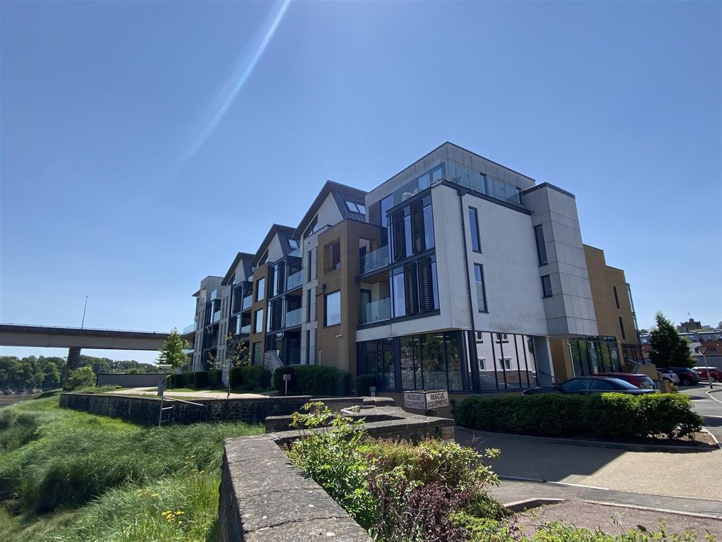 3 bed flat to rentSevern Quay, Chepstow NP16