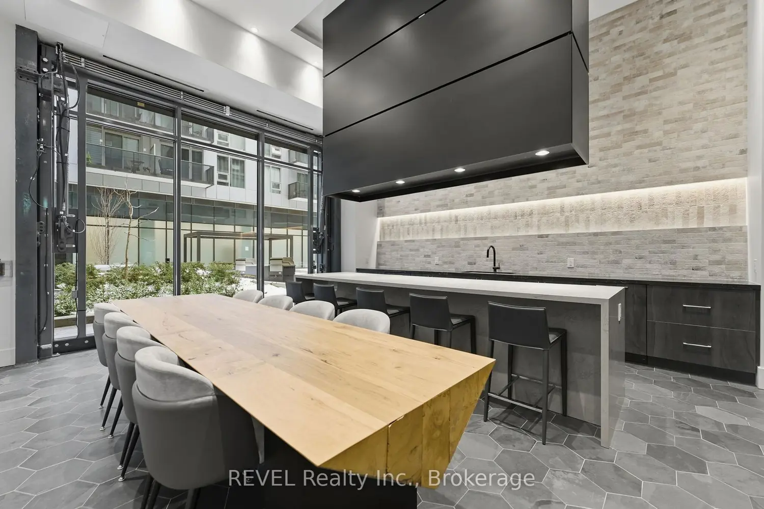 Additional image 11 of 2450 Old Bronte Road 405