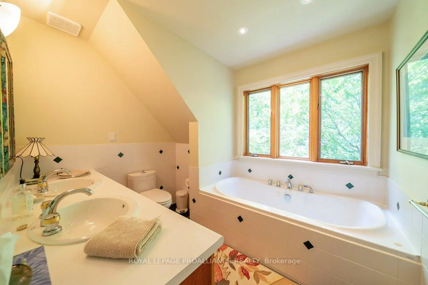 Additional image 8 of 403 Henniger Road