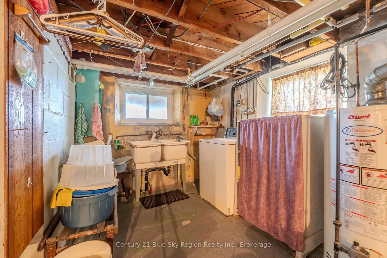 Additional image 11 of 137 Second Avenue