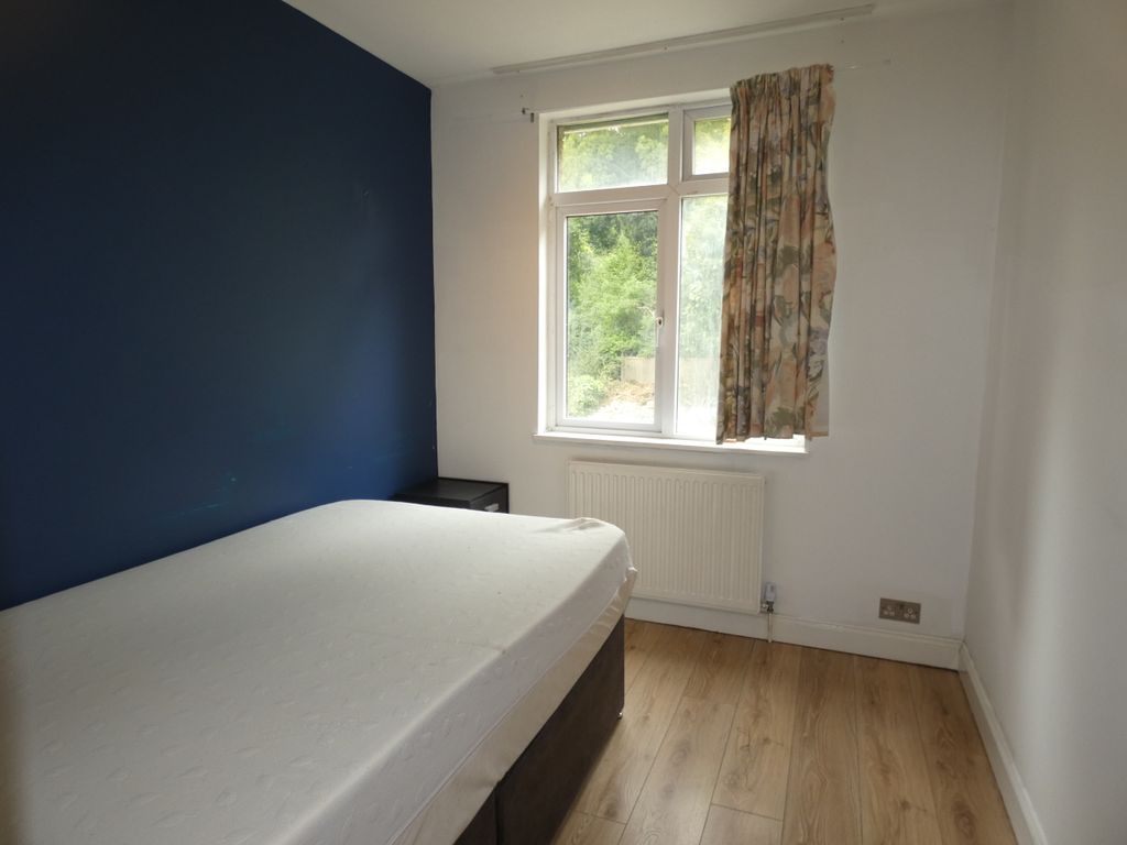 Additional image 8 of 5 bed semi-detached house to rentRunley Road, Luton LU1