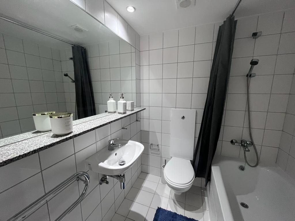 2 bed flat to rentRoyal Quay, Liverpool L3