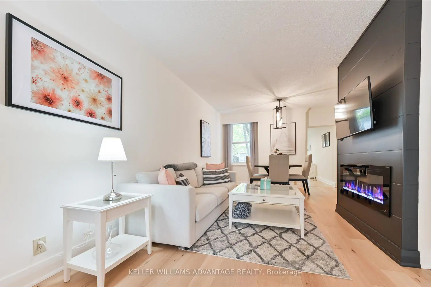 294 Cedarvale Avenue photo 2