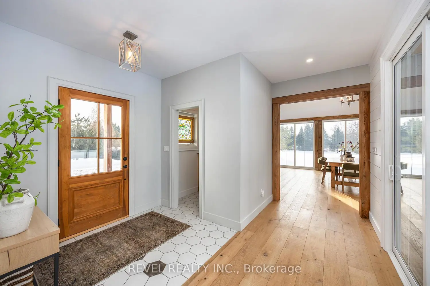 1136 Marydale Park Road photo 2