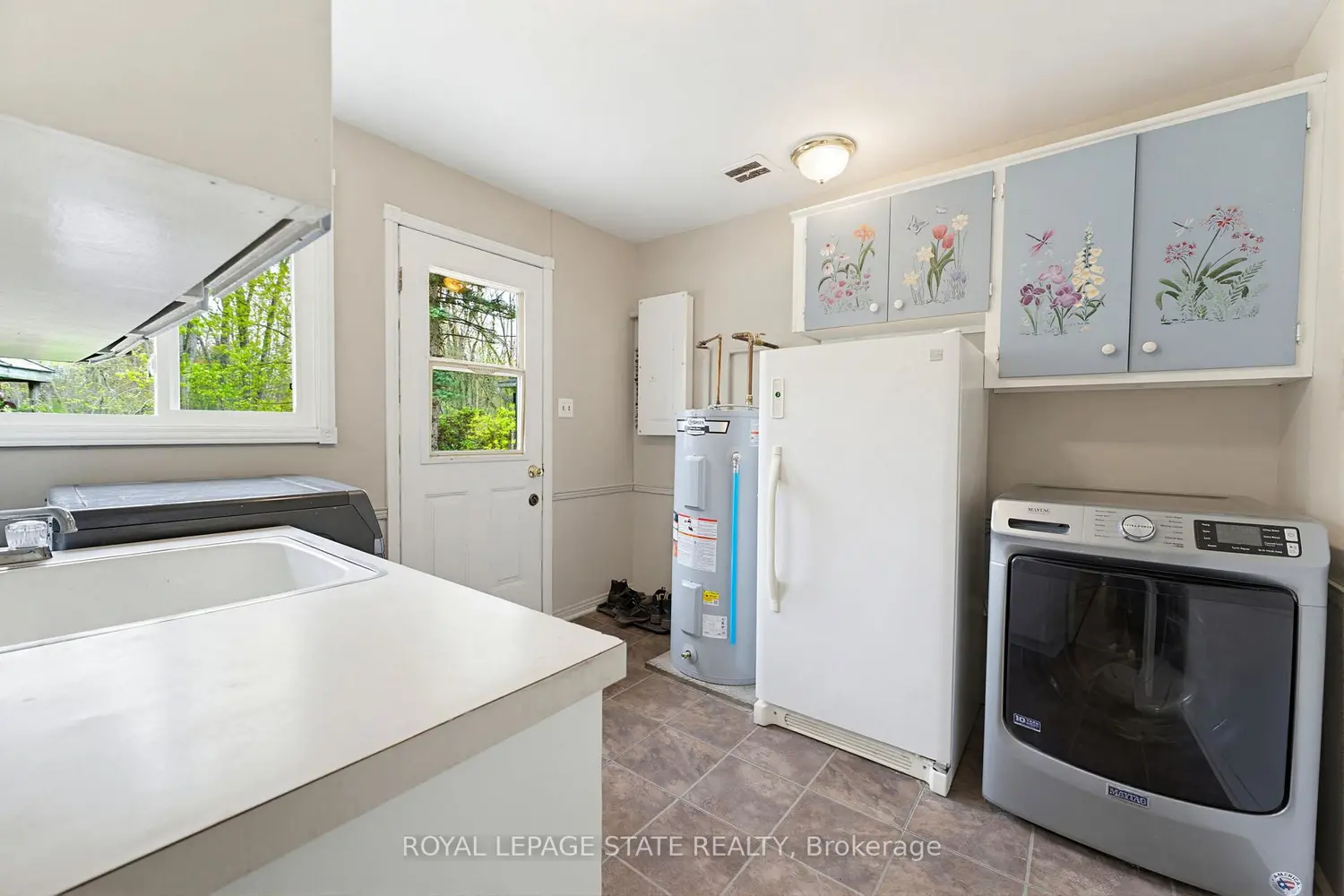 Additional image 11 of 10 Huisman Lane