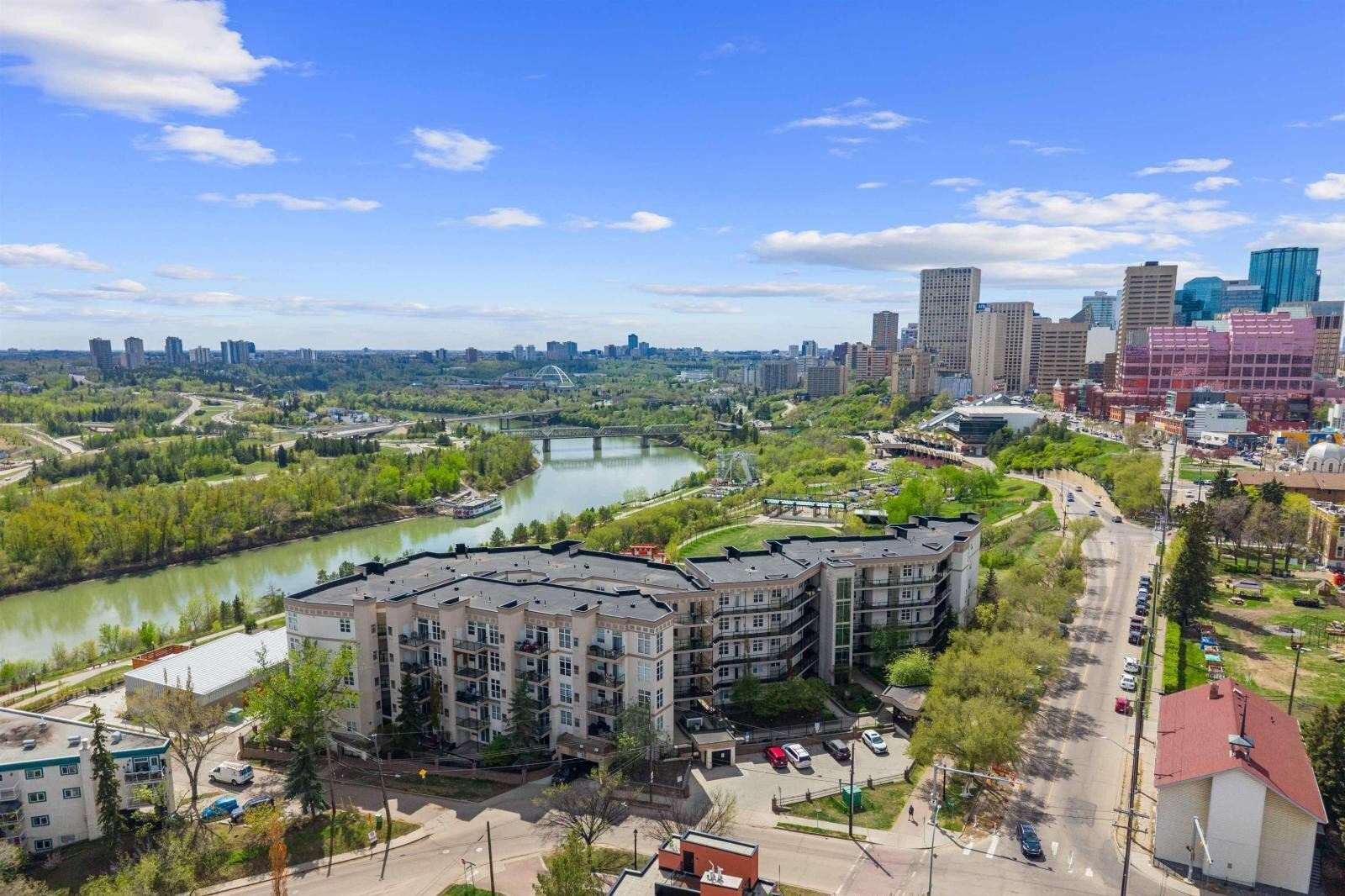 Additional image 7 of 215-9507 101 Avenue NW, Edmonton, AB, T5H4R1