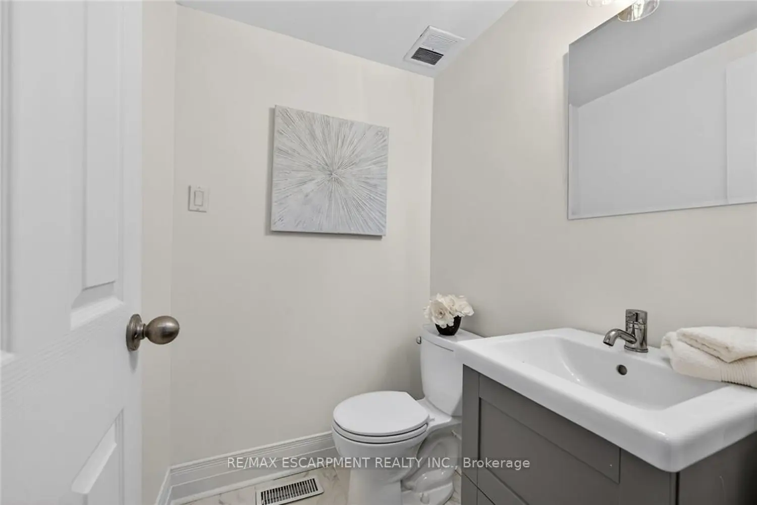 Additional image 9 of 167 Darlington Drive