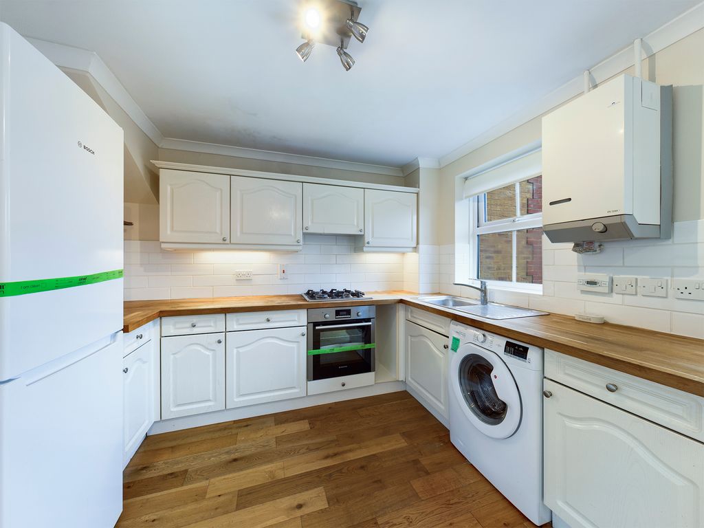 Additional image 4 of 2 bed semi-detached house to rentMilborne Road, Maidenbower, Crawley RH10