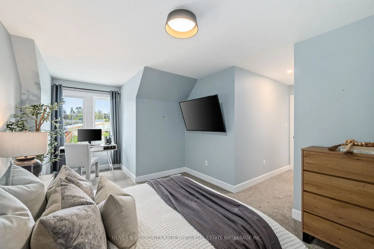 Additional image 8 of 2190 Linkway Boulevard