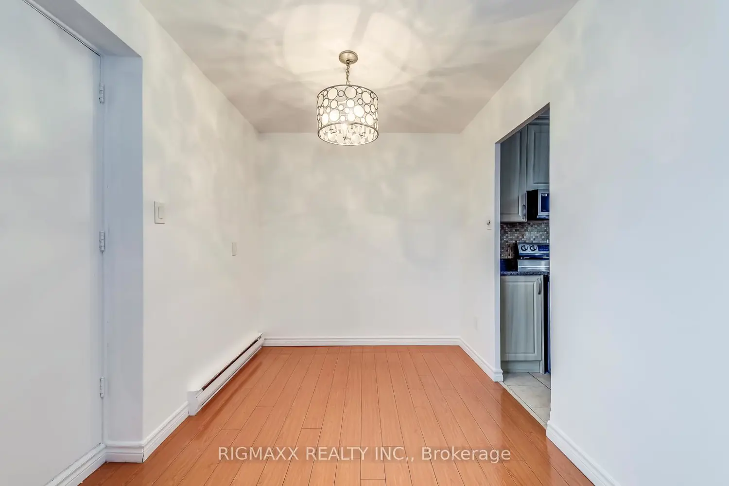 Additional image 4 of 1660 Bloor Street 801