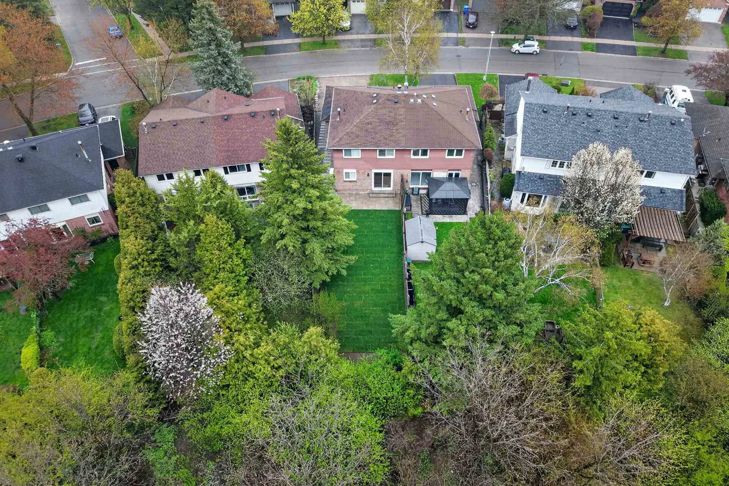 Additional image 19 of 176 Spruce Street