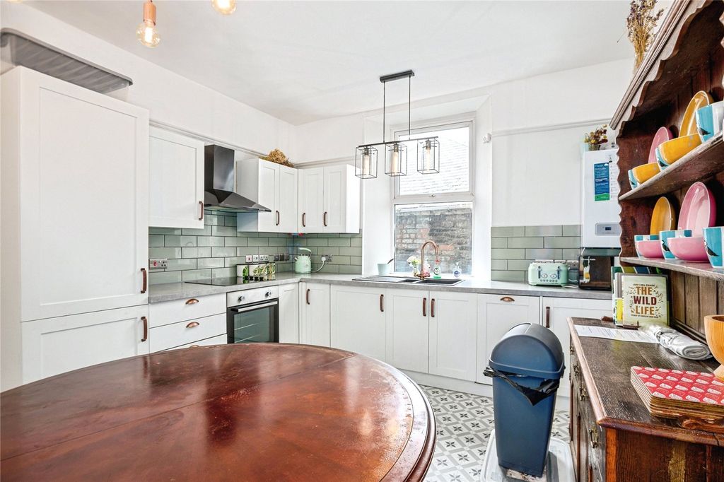 Additional image 7 of 6 bed flat for saleNorth Road, Aberystwyth, Ceredigion SY23