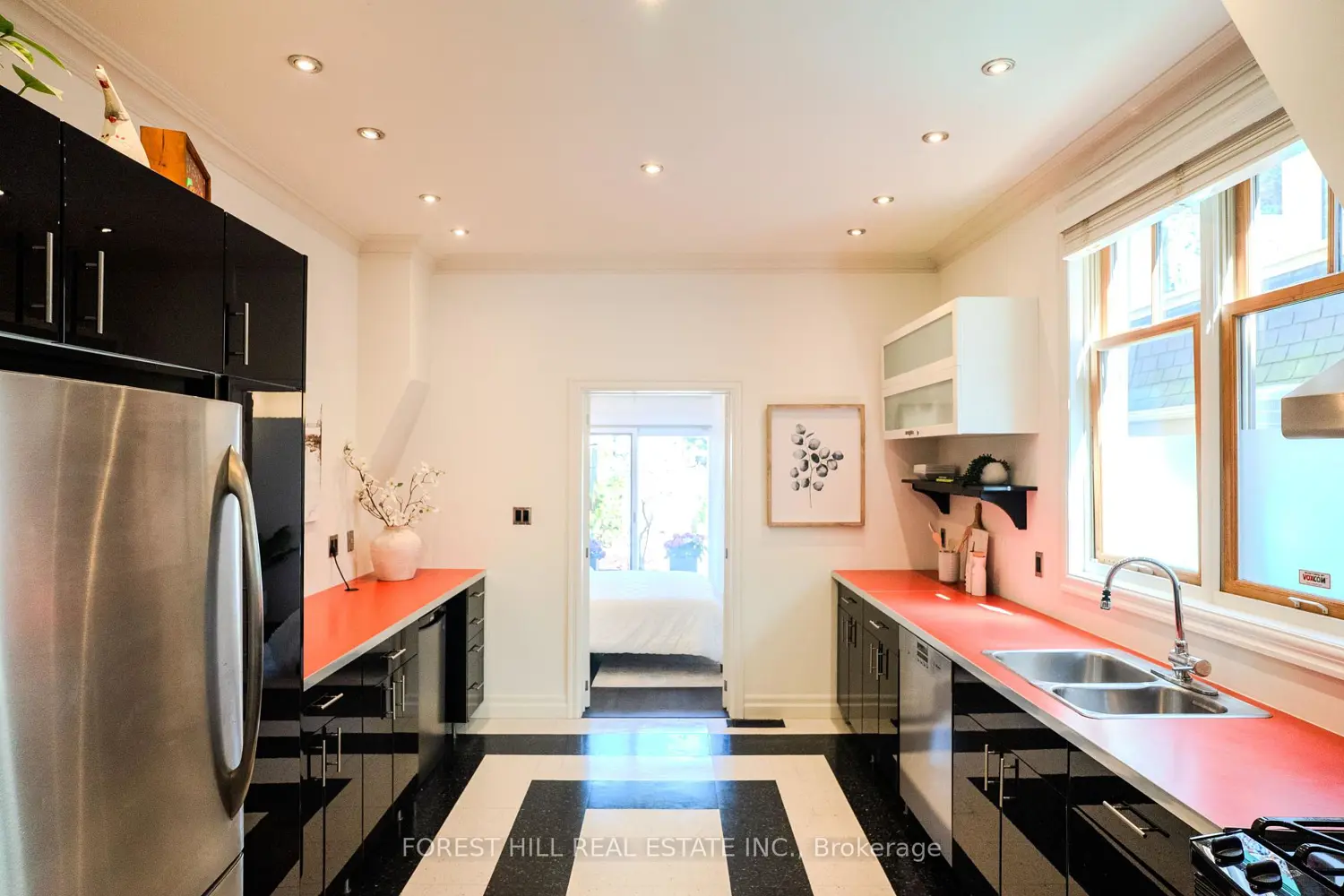 Additional image 7 of 451 Sackville Street