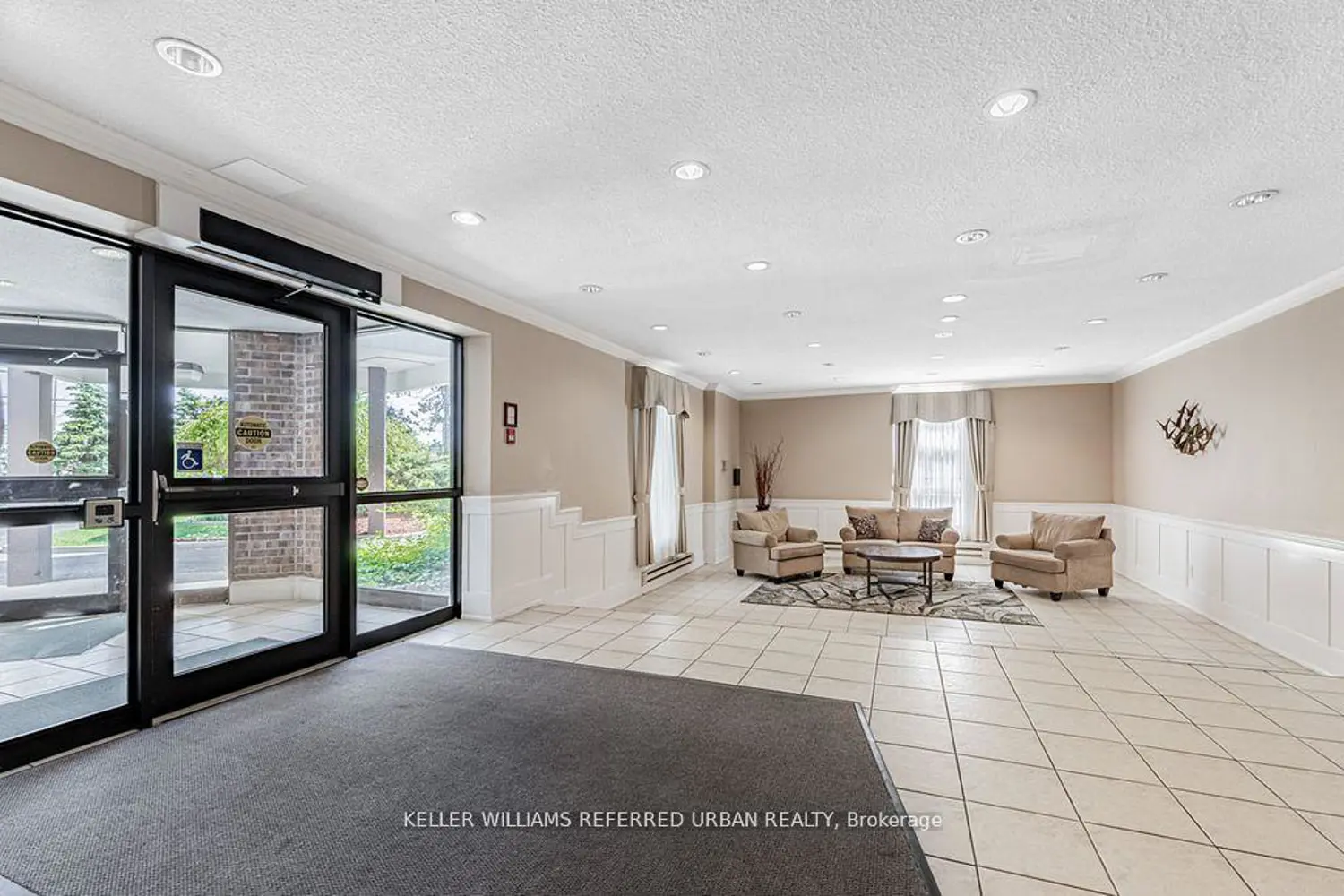 Additional image 2 of 3025 Queen Frederica Drive 1007