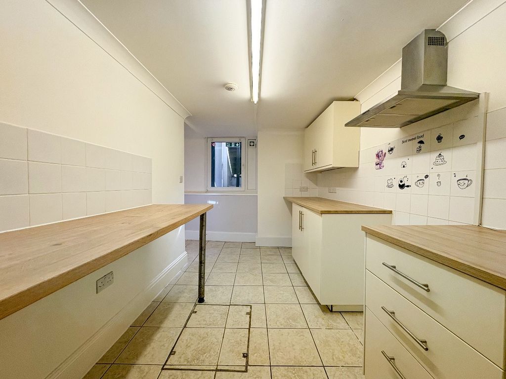 Additional image 11 of 1 bed flat to rentChurch Street, Ebbw Vale NP23