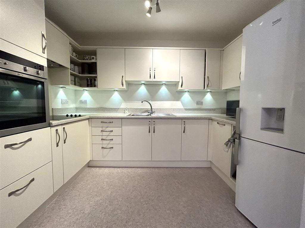 Additional image 8 of 1 bed flat for saleSt. Johns Road, Sevenoaks TN13