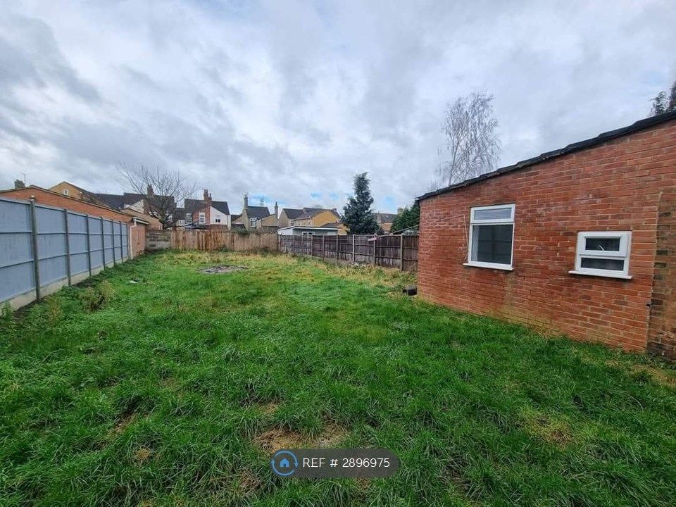 Additional image 11 of 3 bed semi-detached house to rentHarris St, Peterborough PE1