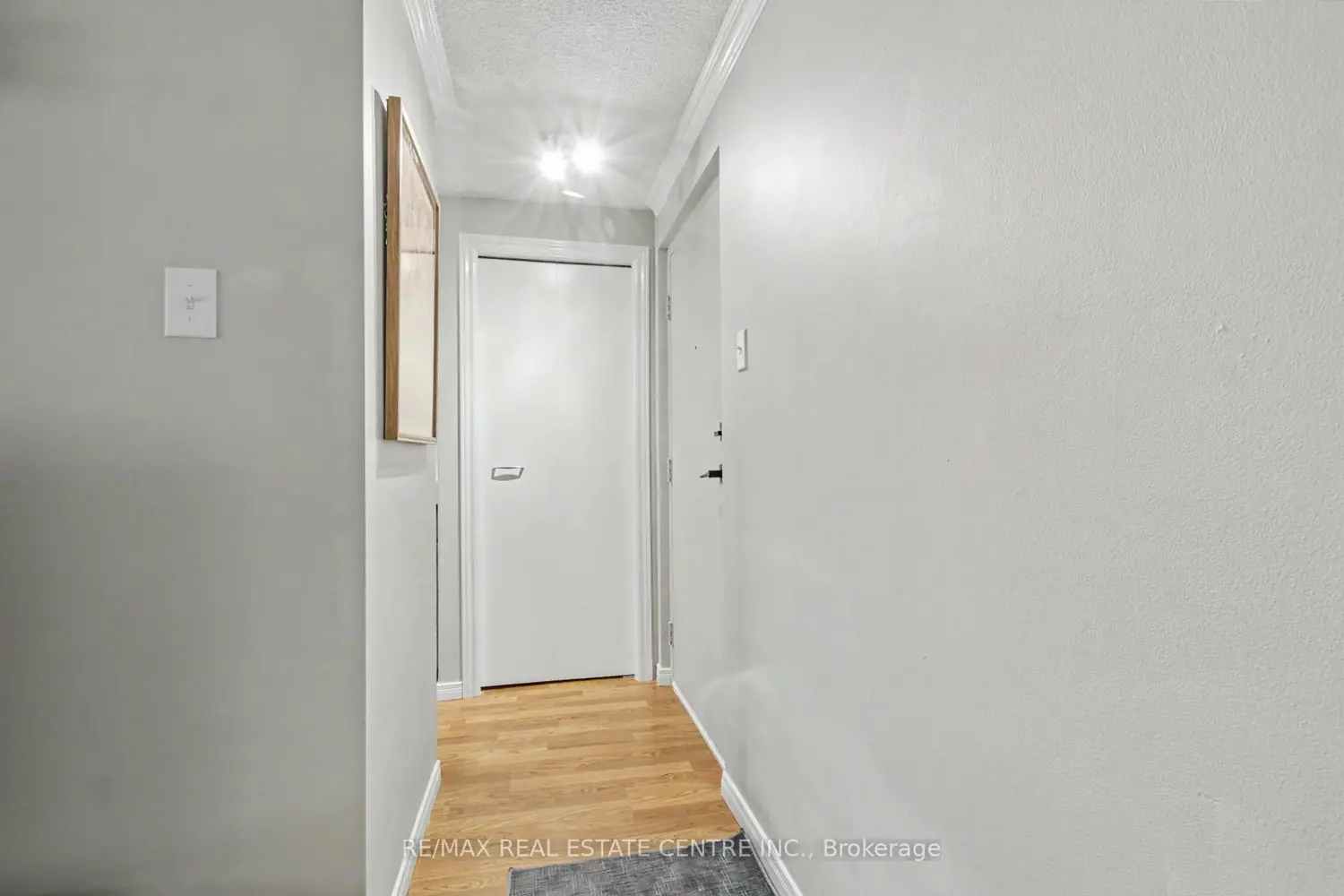 Additional image 5 of 4 Avalon Place 105