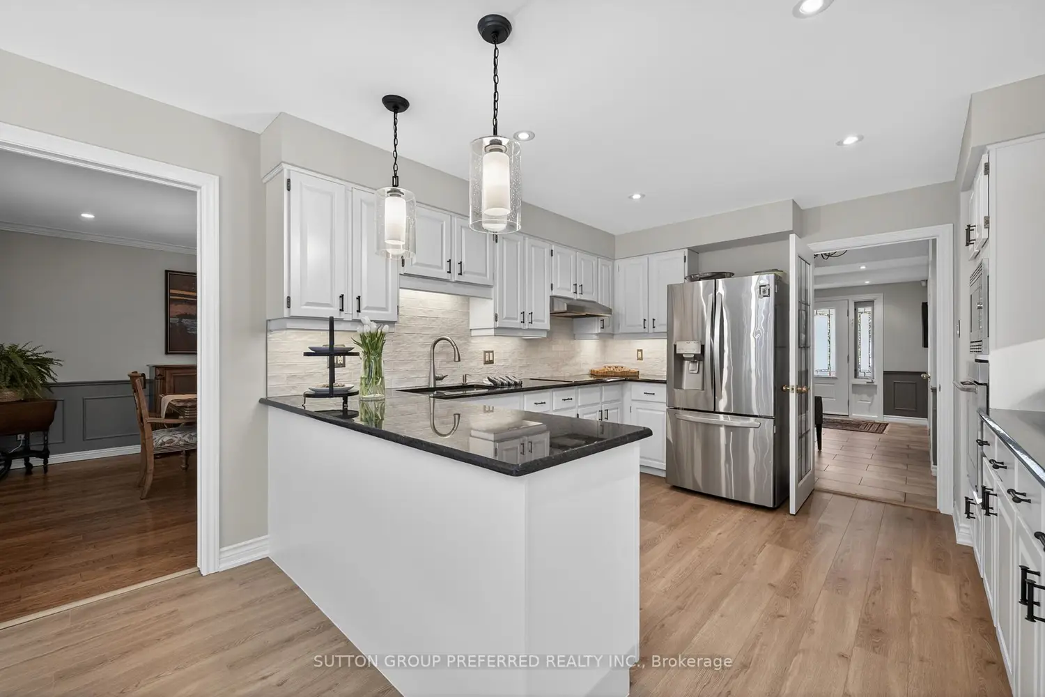 Additional image 9 of 372 Grangeover Avenue