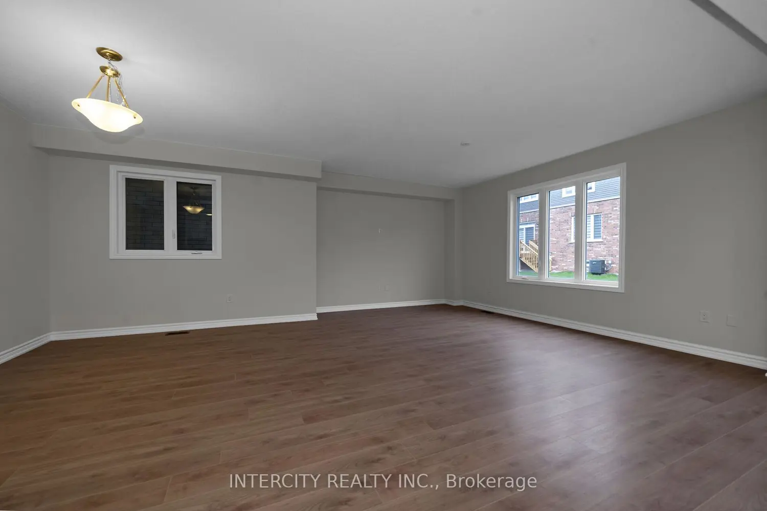 Additional image 11 of 130 Molozzi Street