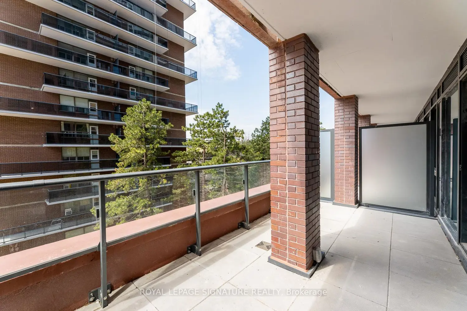 Additional image 18 of 28 Ann Street 210