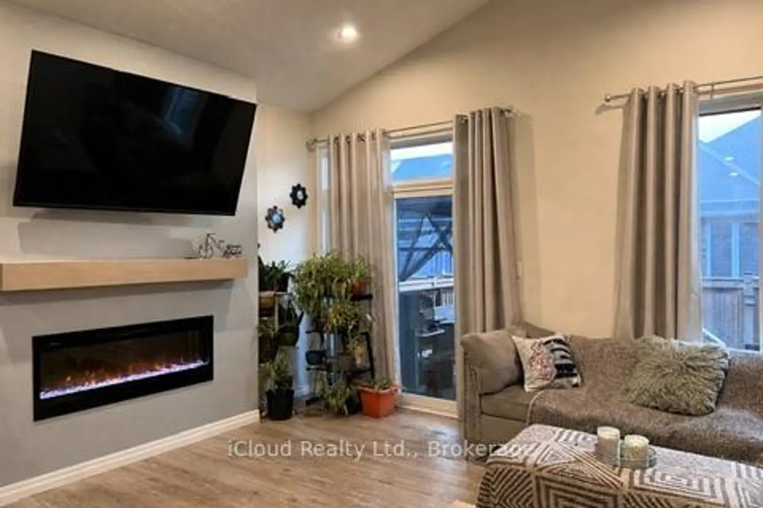 Additional image 8 of 20 Huntley Avenue