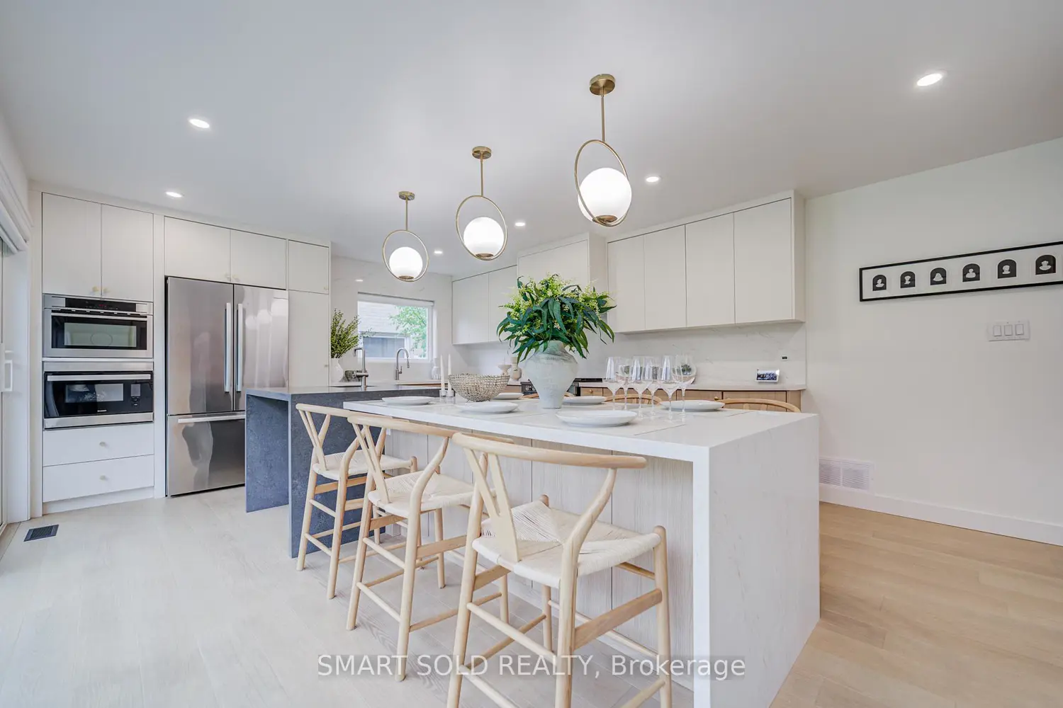 4 Knollview Crescent photo 4