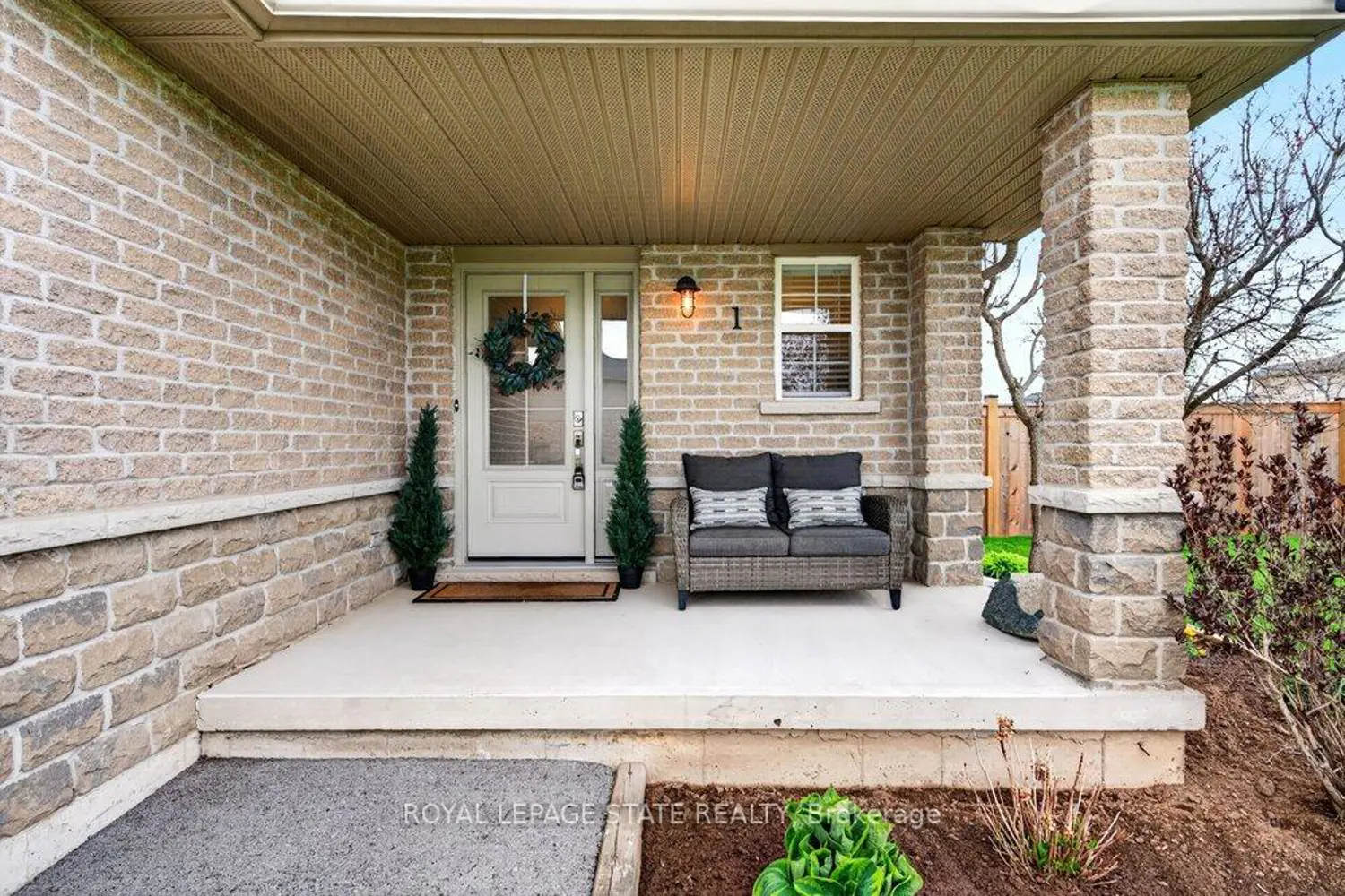 1 Hudson Drive photo 5