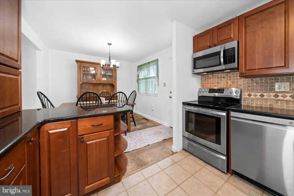 Additional image 6 of 1916 Floral Drive, Wilmington, DE 19810