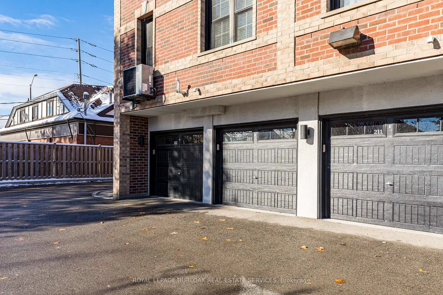 Additional image 17 of 760 Lakeshore Road 213