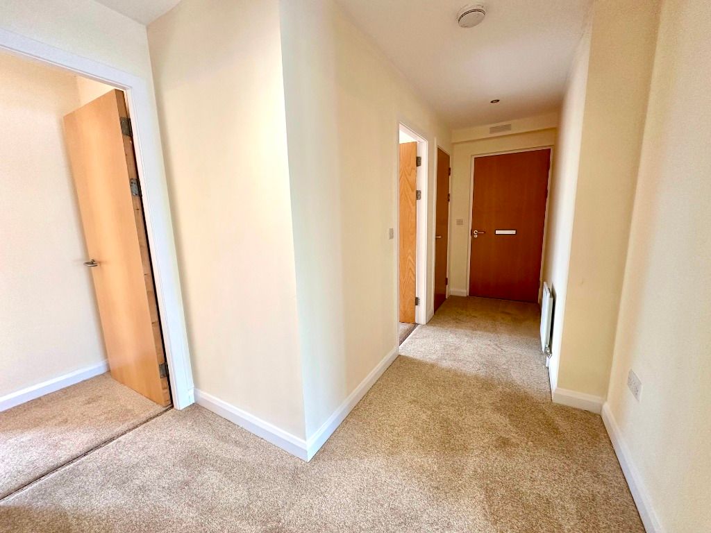 Additional image 3 of 2 bed flat to rentCastle Street, Hamilton, South Lanarkshire ML3
