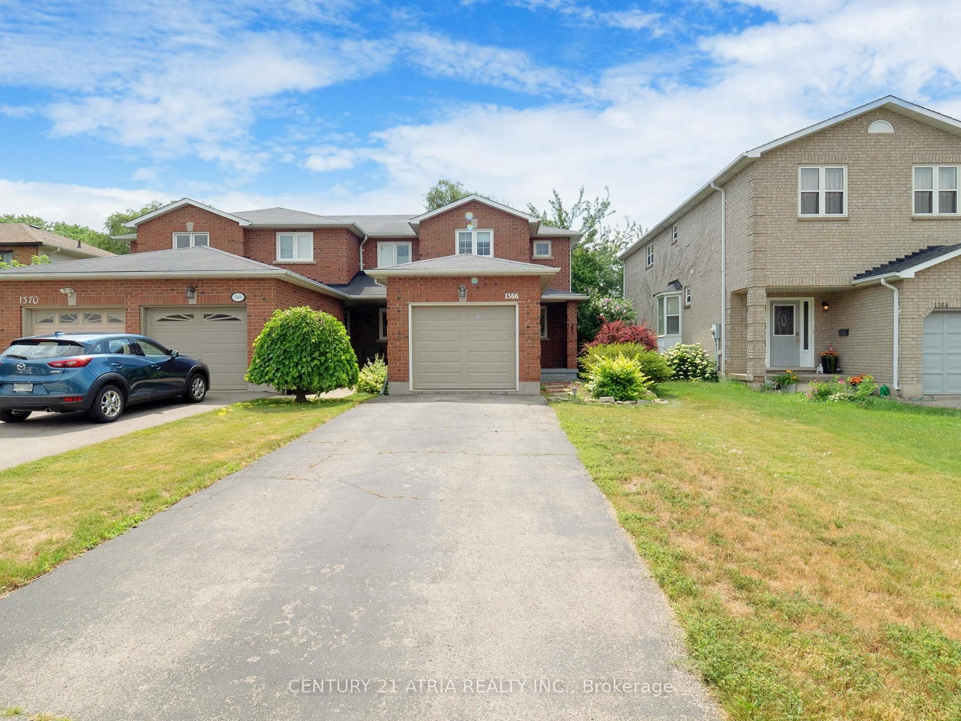 1366 Treeland Street, Burlington, ON, L7R 4P4
