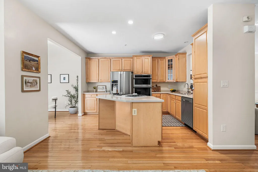 Additional image 28 of 135 Wootton Oaks Court, Rockville, MD 20852