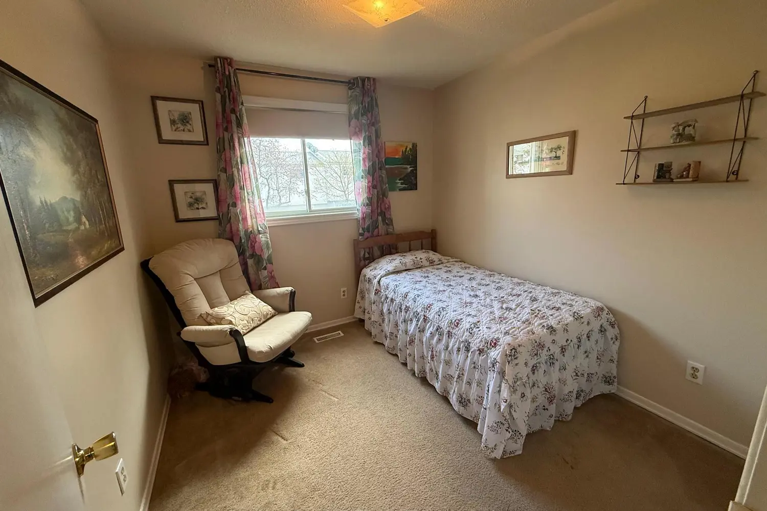 Additional image 12 of 325 William Street 21