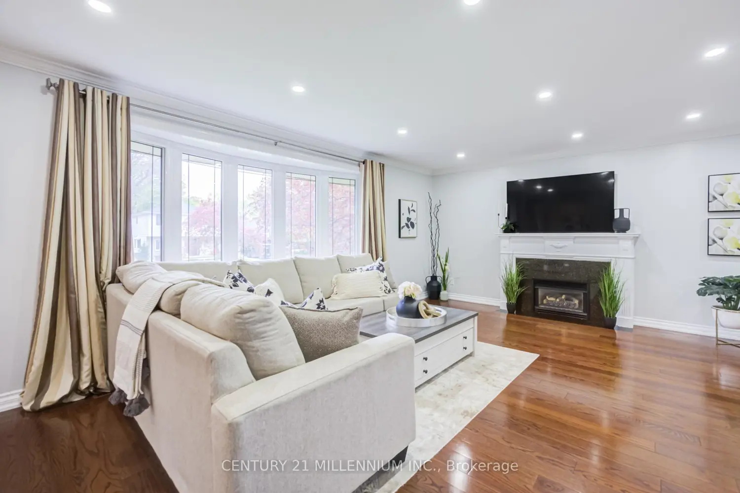 18 Ridgehill Drive